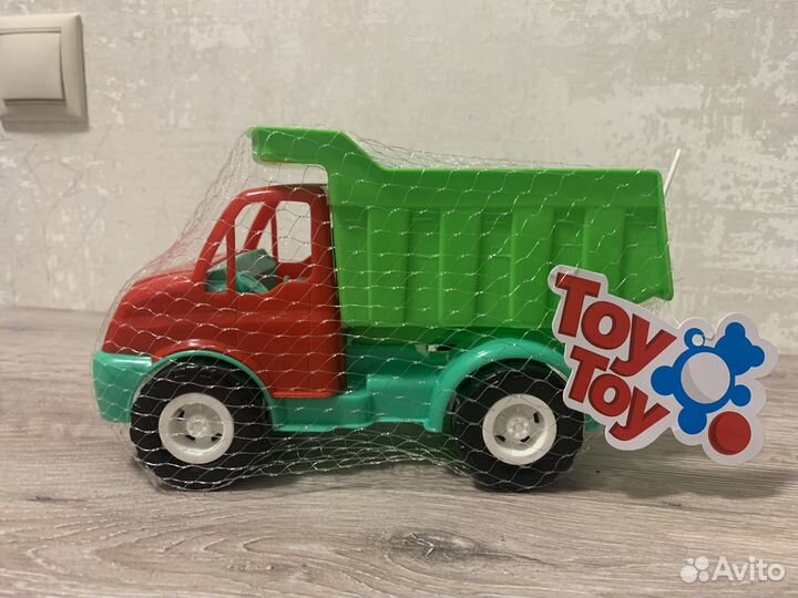 Грузовик машинка игрушка