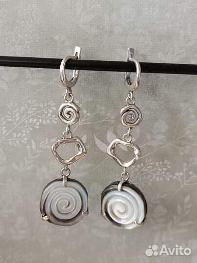 Серебряные серьги с натуральным перамутром