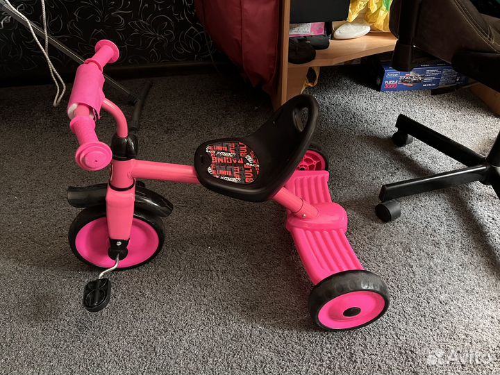 Трехколесный велосипед