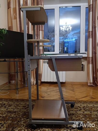 Компьютерный столик бу