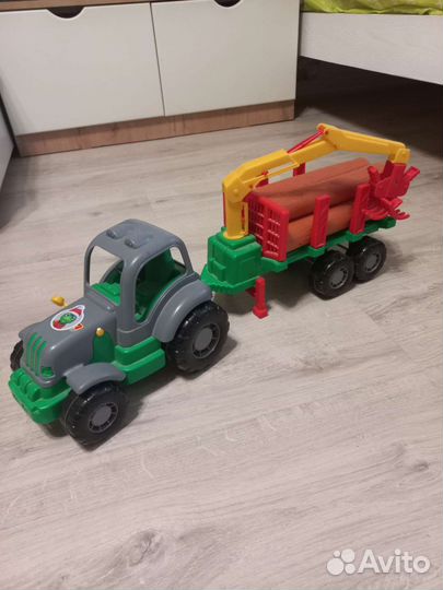Детский трактор