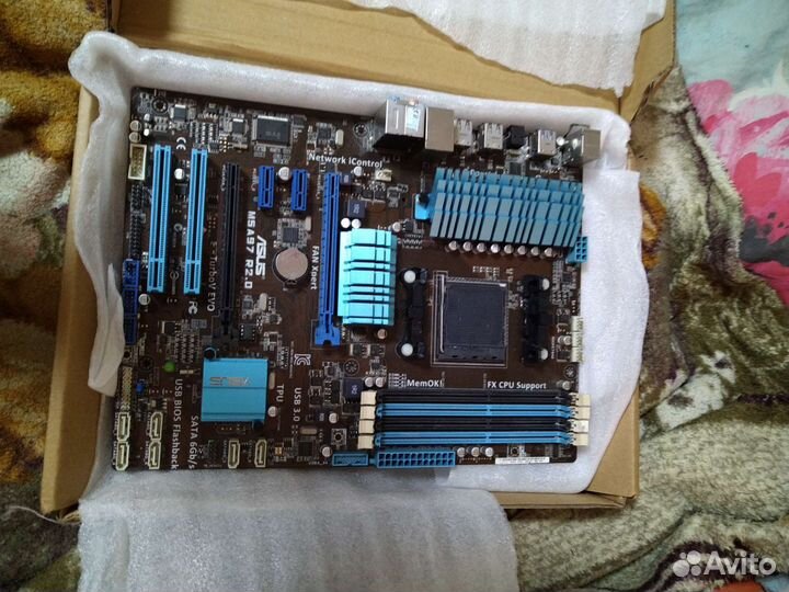 Материнская плата am3+