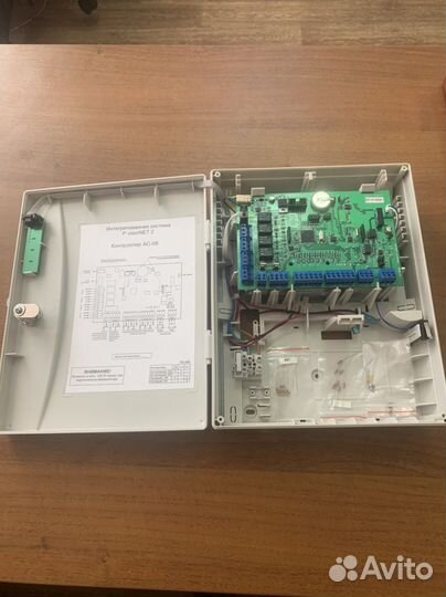 Контролер Parsec AC-08