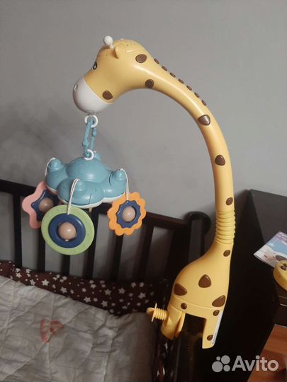 Мобиль на кроватку музыкальный
