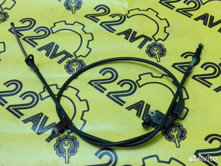 Трос стояночного тормоза задний правый Toyota