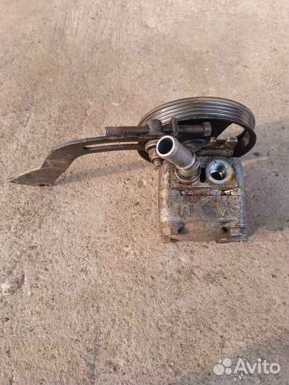 Насос гур Nissan Primera P12 1.6