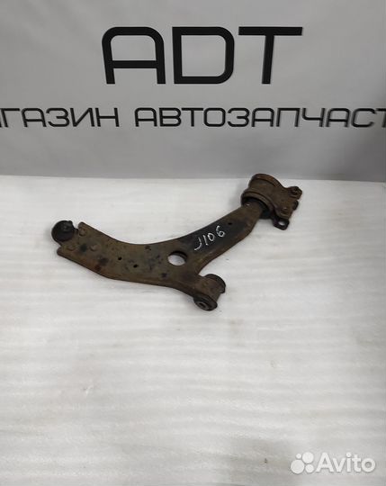 Рычаг передний нижний левый Ford Focus 2