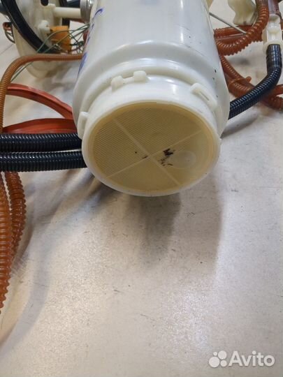 Насос топливный электрический Audi Q7, 2011