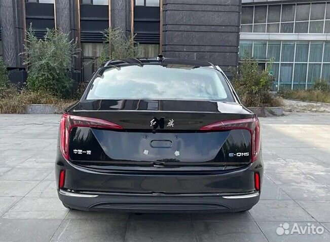 Hongqi E-QM5 136 л.с. AT, 2023, 25 000 км