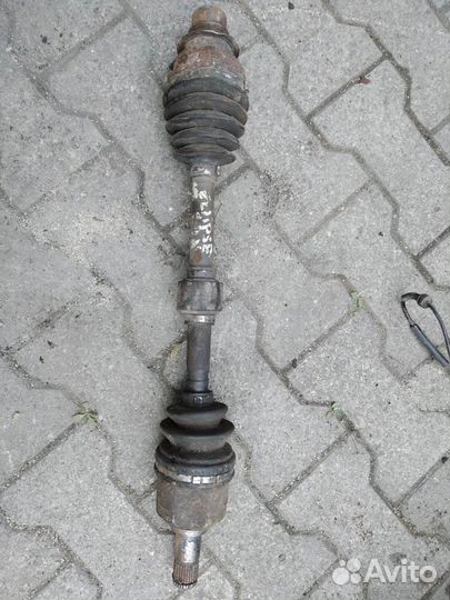 Полуось Мицубиси Эклипс / Галант 2001 2.4