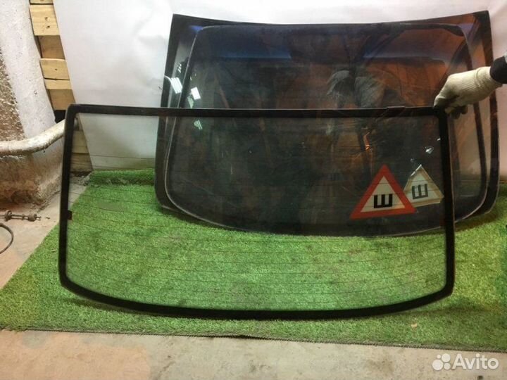 Стекло заднее Daewoo Nexia 2016
