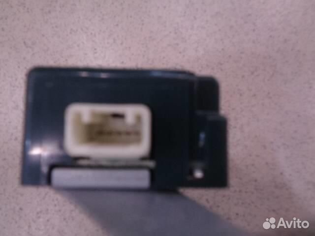 Блок управления центральным замком Toyota Camry X