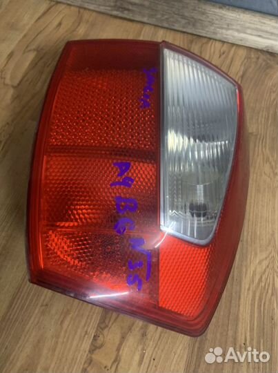 Фонарь правый Audi A4 B6