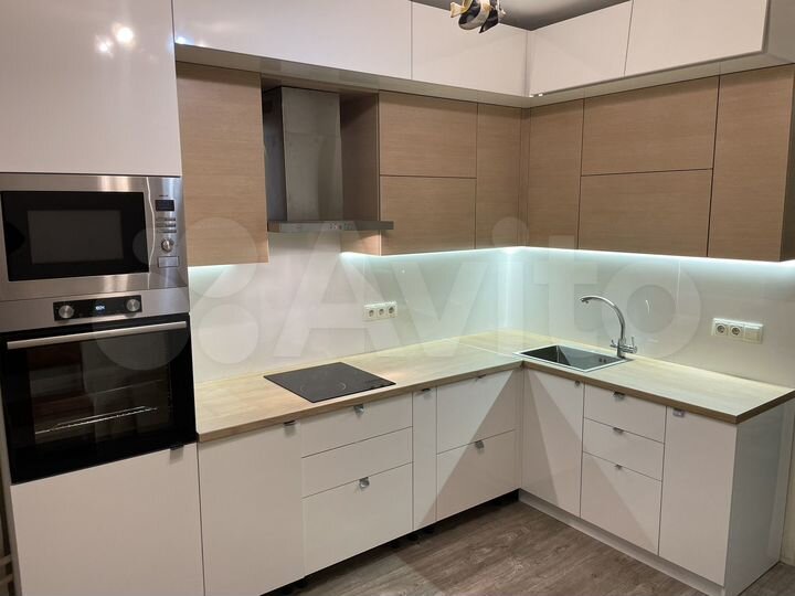 2-к. квартира, 60 м², 15/17 эт.