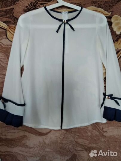 Блузка школьная