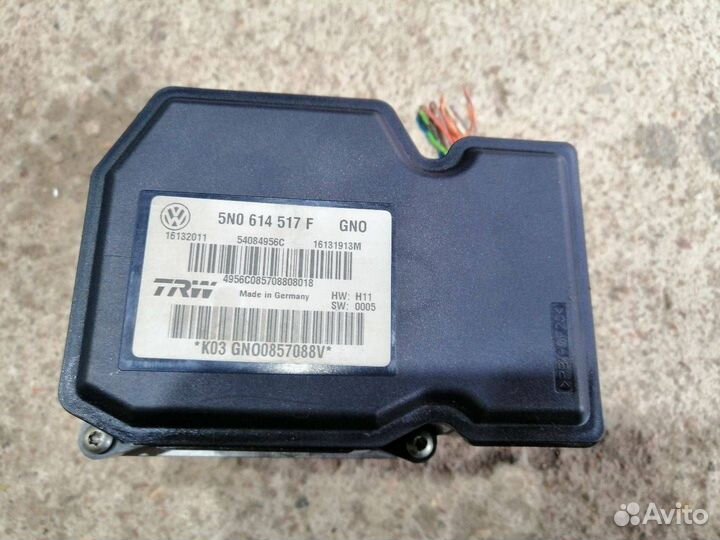 Блок ABS Volkswagen Tiguan 2008 5N0614517F