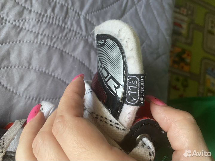 Вратарские коньки bauer