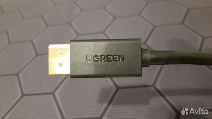 Кабель DisplayPort новый