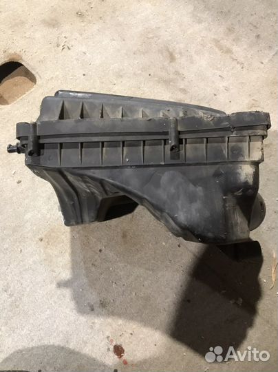 Корпус воздушного фильтра Опель Астра H