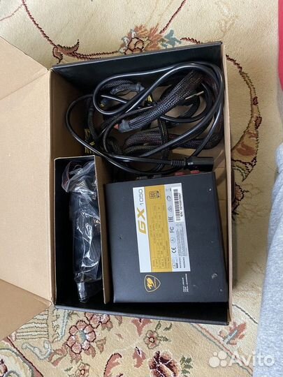 Блок питания cougar 1050w