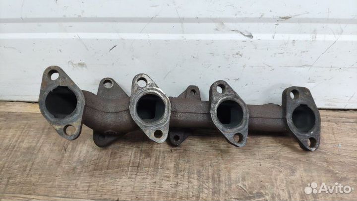 Коллектор выпускной Renault Megane 2002-2009