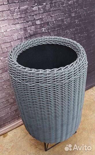 Кашпо-цилидр из экоротанга