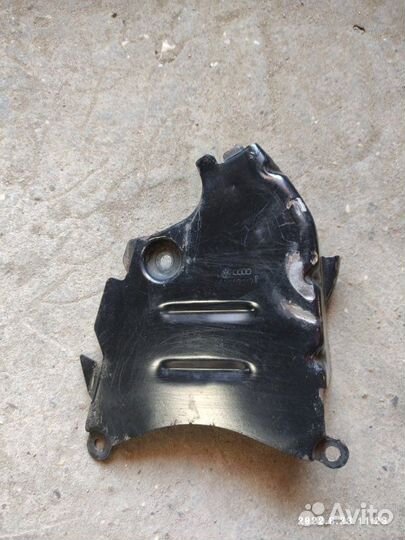 Кожух грм Volkswagen Golf 4/Bora