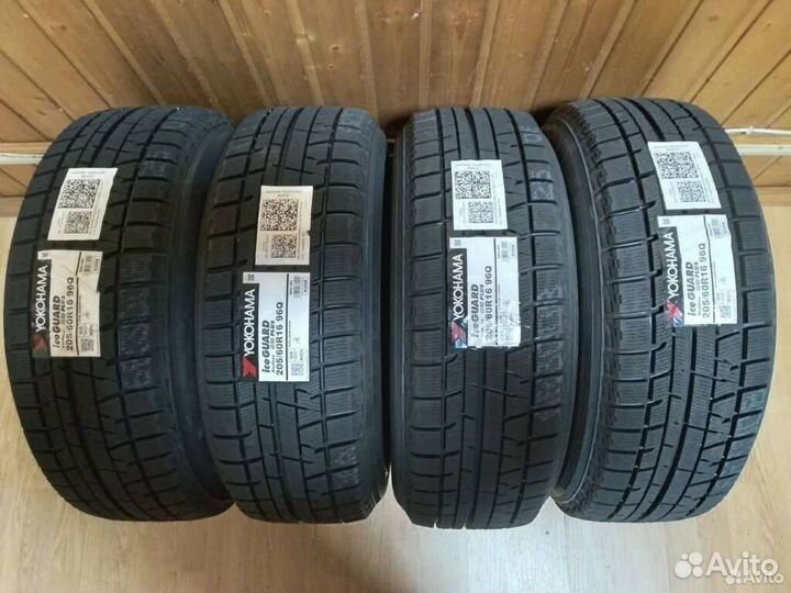 Yokohama Ice Guard IG50 205/60 R16