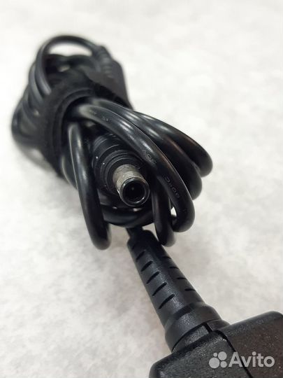 Блок питания для ноутбука Samsung 19V 2,1A