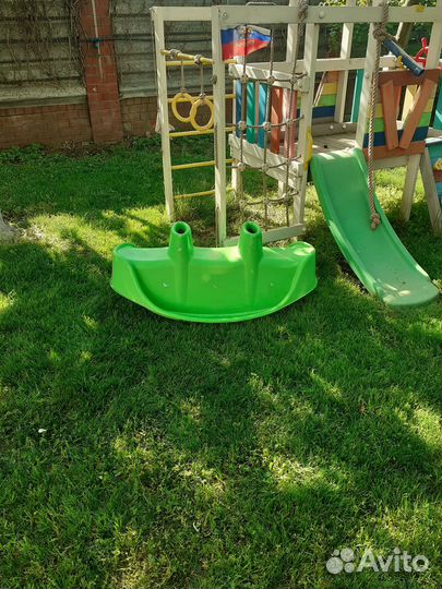 Продам качалку для двоих деток