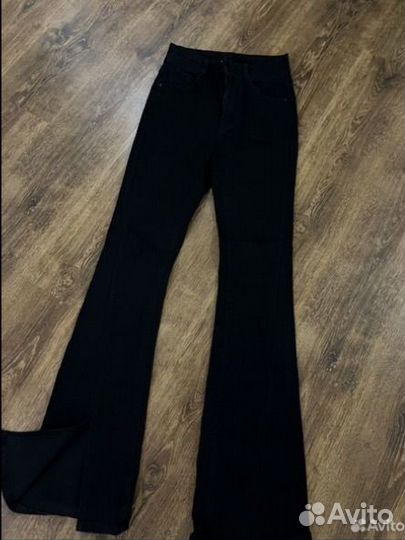 Джинсы клеш