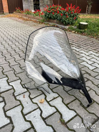 Ветровое стекло снегохода commander 600R E-TEC