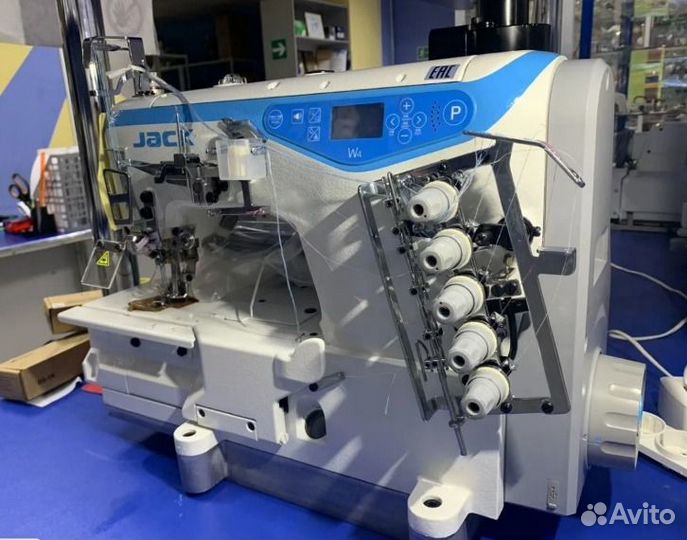 Промышленная швейная машина Jack W4-UT-01GB