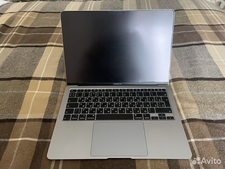 Apple MacBook air 13 retina 2020