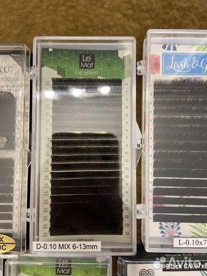 Для наращивания ресниц материалы