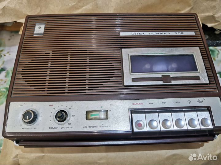 Кассетный магнитофон