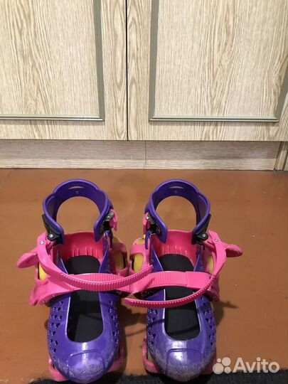 Роликовые коньки