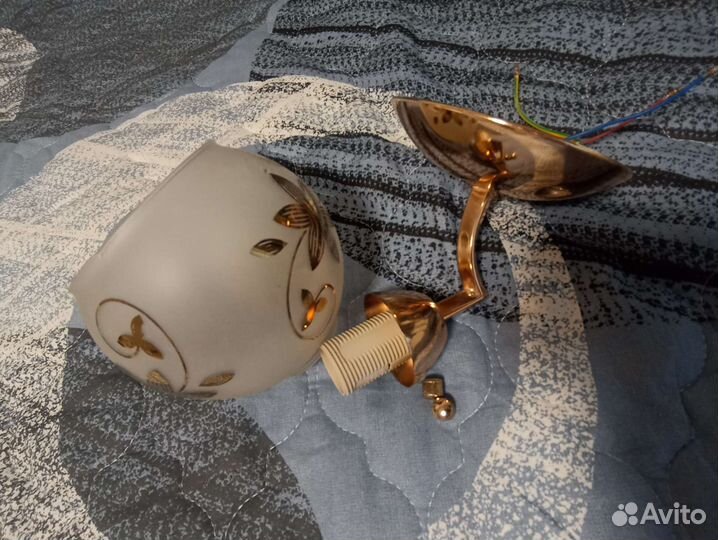 Светильник бра