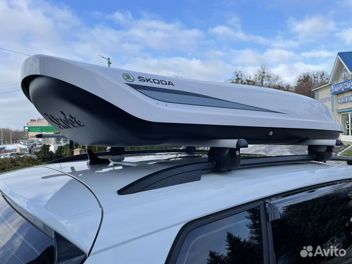 Автомобильный багажник бокс на крышу Skoda