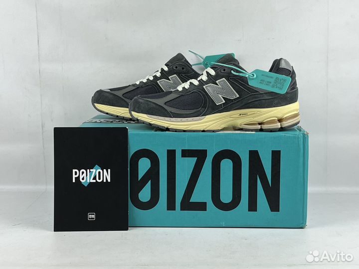 Кроссовки New balance 2002r dark grey black