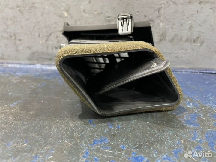 Воздуховод салона передний правый Cadillac Cts 2