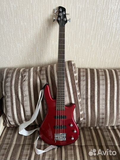 Бас гитара 5 струн Clevan и комбоусилитель Leem