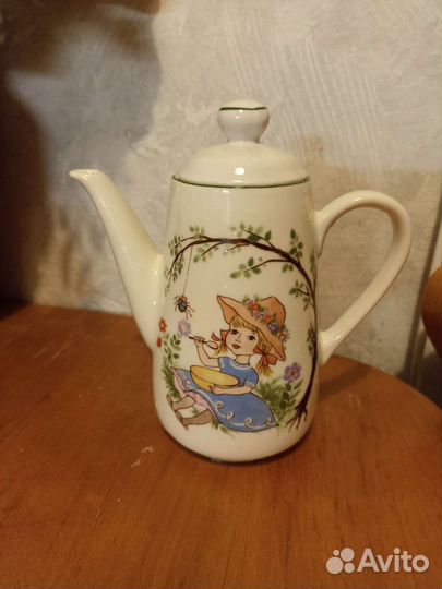 Заварочный чайник из детского сервиза