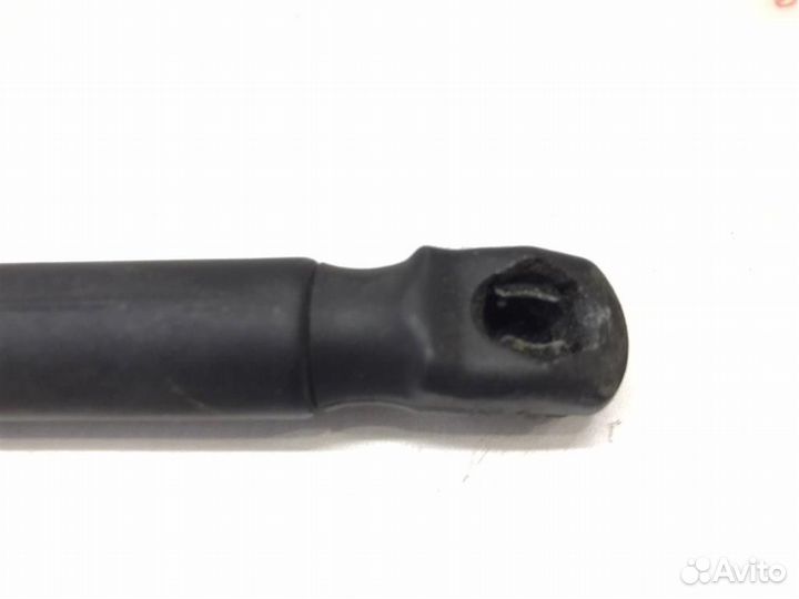 Амортизатор капота Porsche Cayenne 9PA (957) 2007