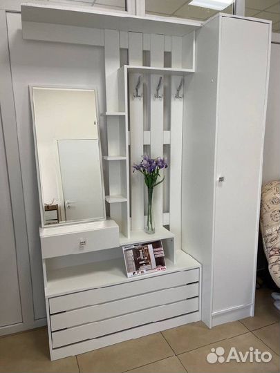Прихожая 150 см в наличии. Разные цвета