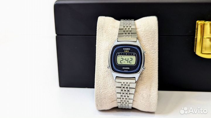 Винтажные женские наручные часы Casio