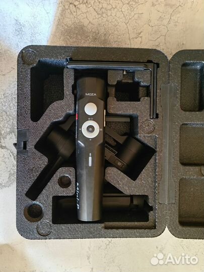 Стабилизатор для съемки Moza mini-p