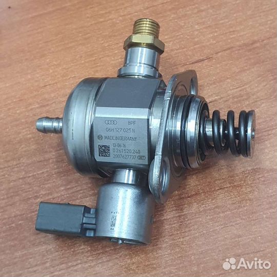 Тнвд VW Passat 06H127025N