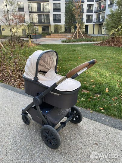 Коляска два в одном Happy Baby Mommer PRO