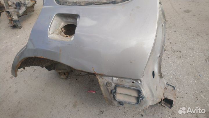 Крыло заднее левое Mazda Tribute 2.0 YF 2001